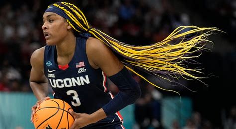 Canadian Aaliyah Edwards suffers ankle injury in UConn win