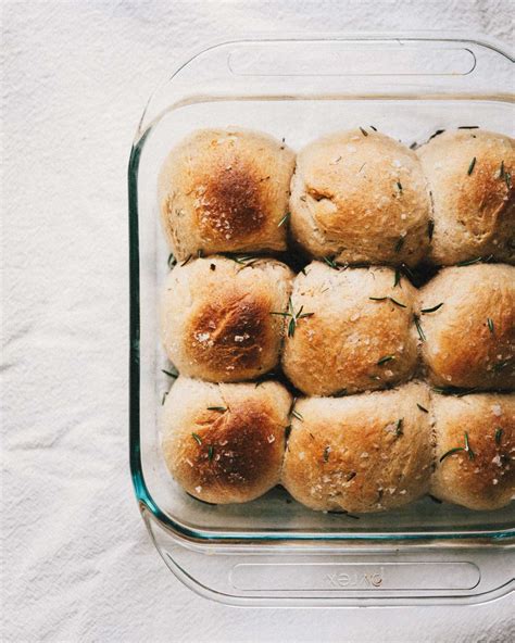 Wheat And Rosemary Dinner Rolls