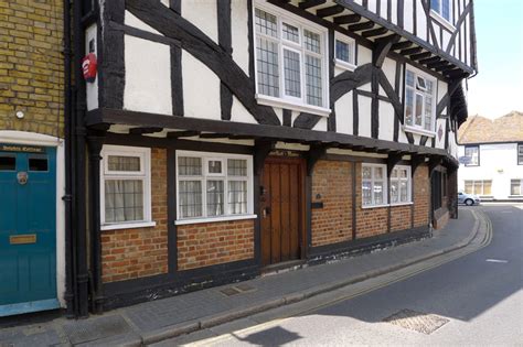 Pilgrims House Strand Street Sandwich © Cameraman Geograph Britain