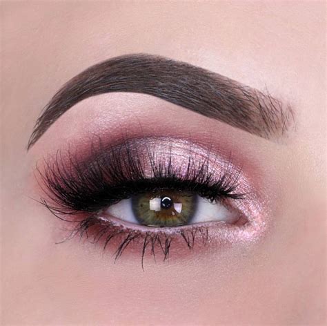 Light Pink Makeup