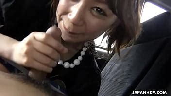 Asiática excitada chupando pene gordo XVIDEOS