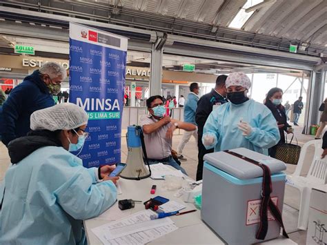 Ministerio de Salud on Twitter MeVacunoPerú Desde la Estación