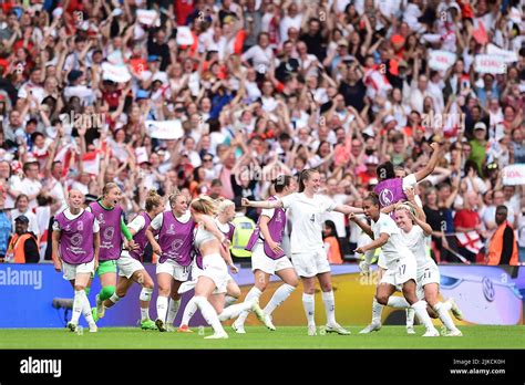 Uefa Womens Euro Final Chloe Kelly Hi Res Stock Photography And