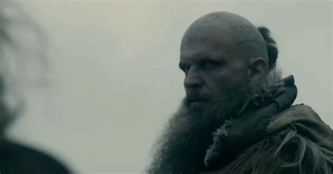 The Floki Scene In Vikings Season 5 Fans Couldn T Help But Love