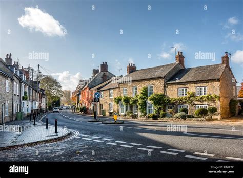 Olney buckinghamshire hi-res stock photography and images - Alamy