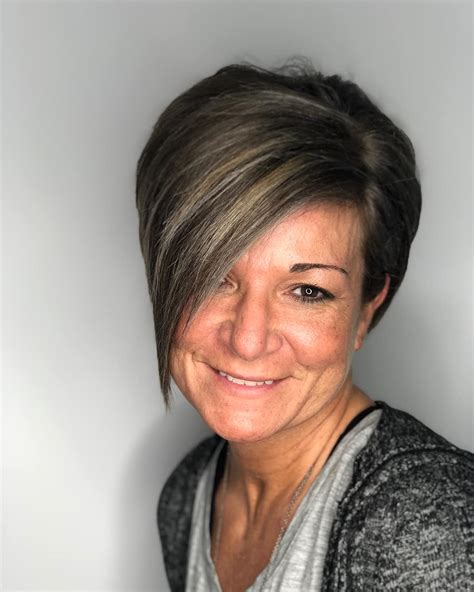 26 Youthful Short Hairstyles for Women Over 60 in 2019