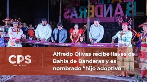 Alfredo Olivas Recibe Llaves De Bah A De Banderas Cps Noticias Puerto