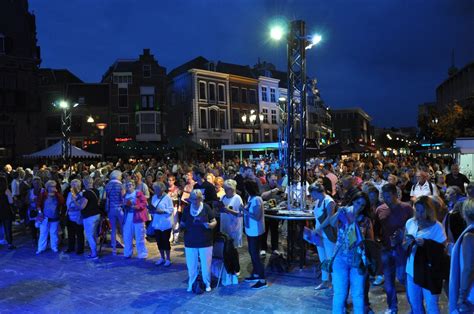 Rommelmarkt En Nijmegen Zingt Dit Ga Je Doen Tijdens Je Weekend In