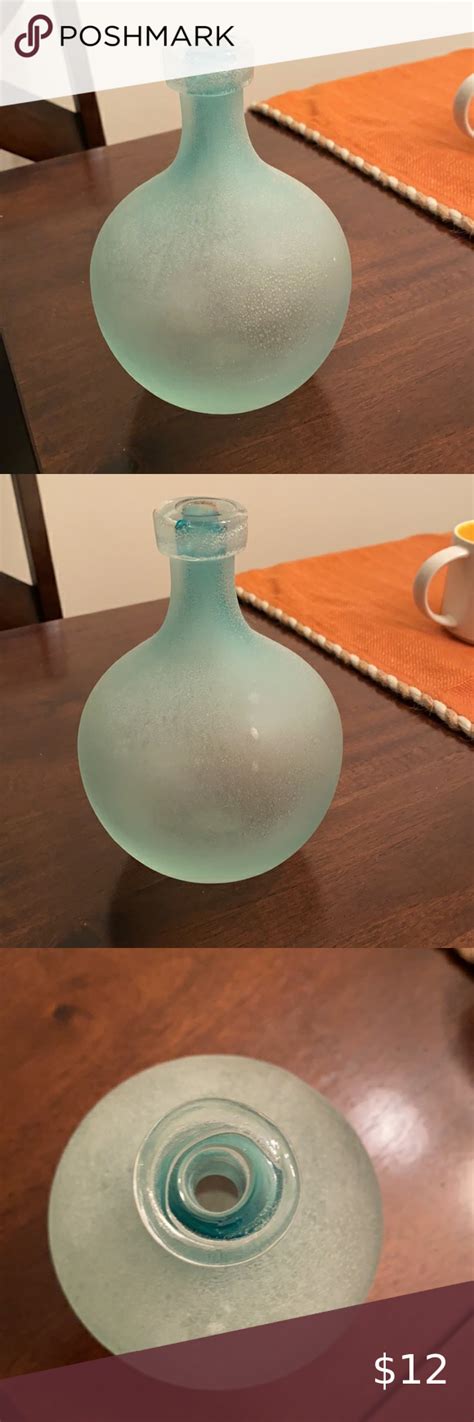 🎉 Host Pick 🎉 West Elm Blue Frosted Glass Bud Vase Bud Vases Frosted Glass Vase Shop