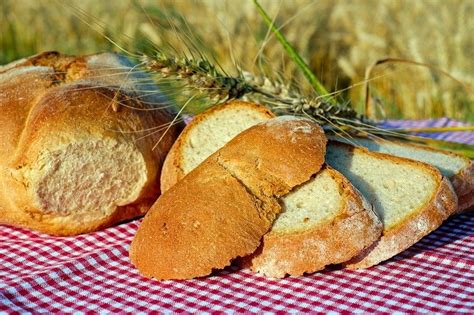 Как хранить хлеб в домашних условиях?