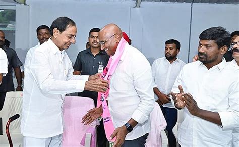 Kcr To Appoint Praveen Kumar As Brs General Secretary Greatandhra