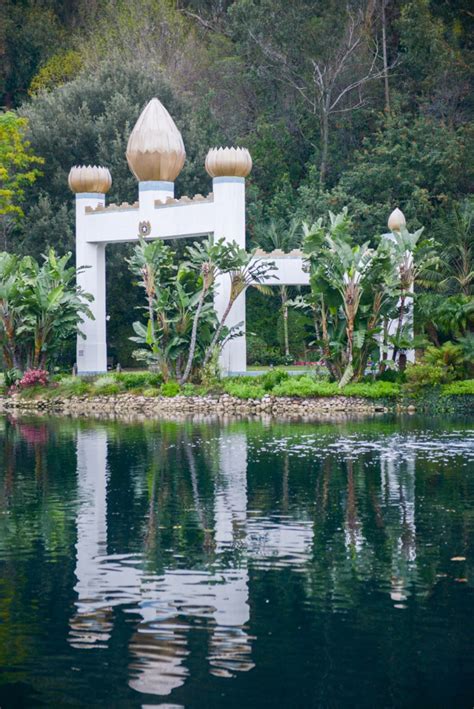 The Lake Shrine ~ Pacific Palisades, CA | Sirens & Scoundrels