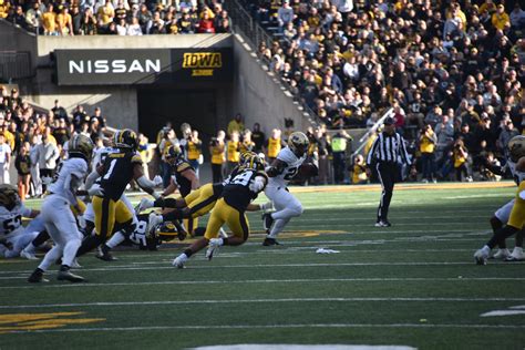 Iowa Air Guards 185th Arw Performs Kinnick Stadium Flyover At Iowa Vs