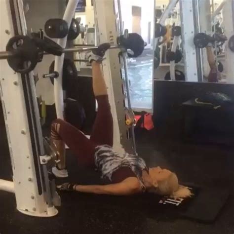 Smith Machine Leg And Glute Workout Buster Schilling