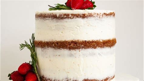 Vanillacakelovers Learn How To Make A Naked Vanilla Bean Cake Recipe Youtube