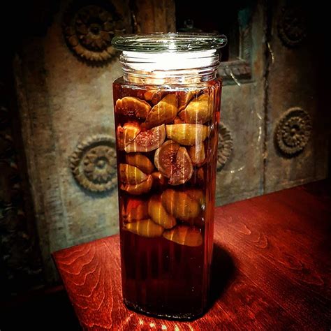 Fig Infused Bourbon Recipe Cheers Mr Forbes