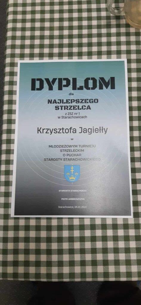 Nasi uczniowie na Turnieju Strzeleckim Zespół Szkół Zawodowych nr 1 w