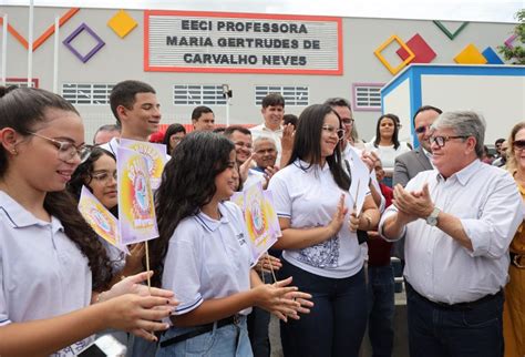 João Azevêdo inaugura escola nova agência da Cagepa e autoriza obras