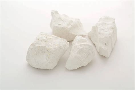 Kaolin in Makeup: Enhancing Beauty | Vorna Trading