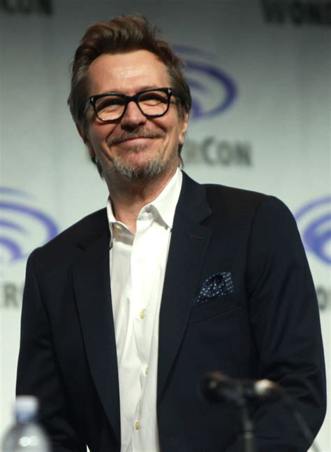 Pictures Of Gary Oldman