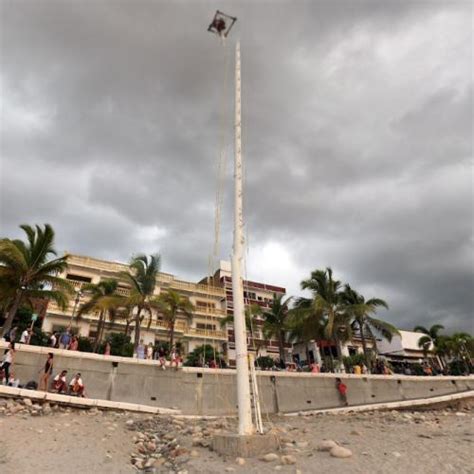 Papantla Voladores Pole In Puerto Vallarta Mexico Google Maps