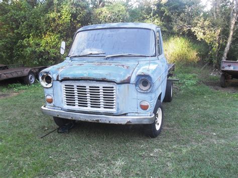 1968 Ford Transit Bullnose AdrianPacker Shannons Club