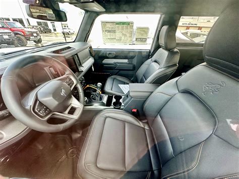 Any photos of 2024 Bronco (especially upgraded interior materials)? | Page 4 | Bronco6G - 2021 ...