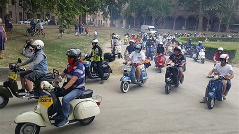 Il Luglio Al Via Il Vespa Raduno Attesi A Ferrara Oltre