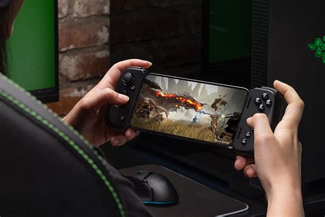 Razer Kishi V2 brings improvements to iOS gaming