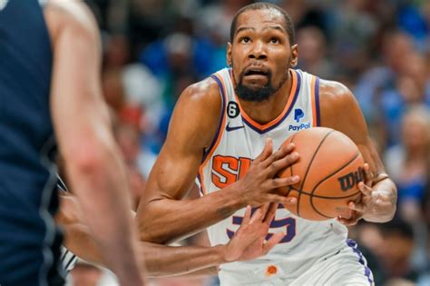 Kevin Durant Suffers Injury In Warmups Before Suns Home Debut