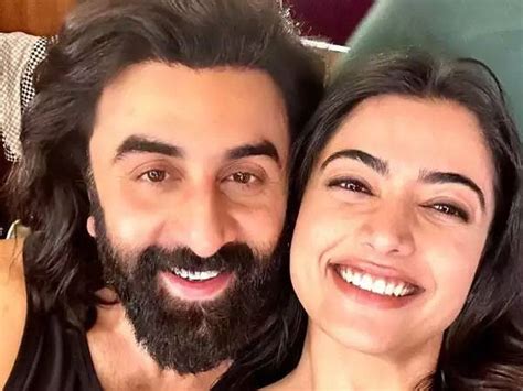 Disha Patani Sidharth Malhotra To Ranbir Kapoor Rashmika Check Hot New Reel Couples Of