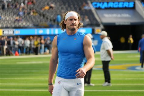 Look Star NFL Player Has Harsh Criticism Of Joey Bosa Athlon Sports