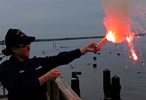 Uscg Advises Boaters To Carry Flares Wescom Group