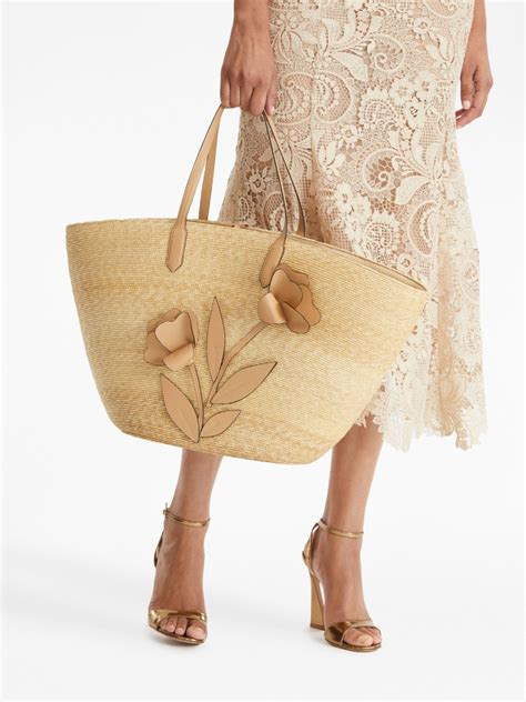 Oscar De La Renta floral appliqué Raffia Tote Bag Farfetch