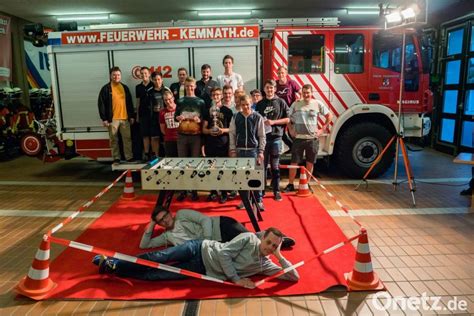 Feuerwehr Kemnath Richtet Erste Stadtmeisterschaft Im Tischkickern Aus