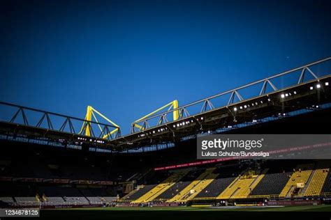 Borussia Dortmund Stadium Photos and Premium High Res Pictures - Getty ...