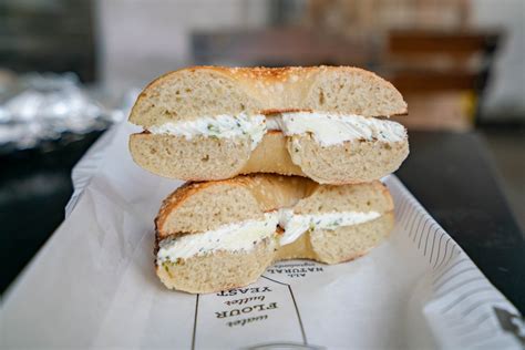 25 DELICIOUS New York City Bagels (That Validate the Hype)