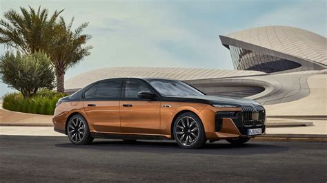 Bmw I7 M70 Electric Super Sedan Revealed