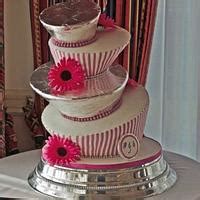 Topsy Turvy Wedding Cake Decorated Cake By Lisapeps Cakesdecor