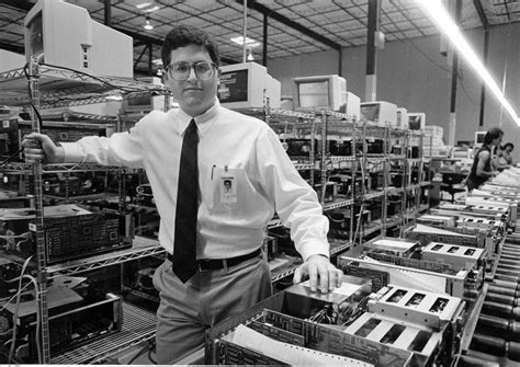 A HistÓria De Michael Dell E Da Dell Computadores Passo A Passo