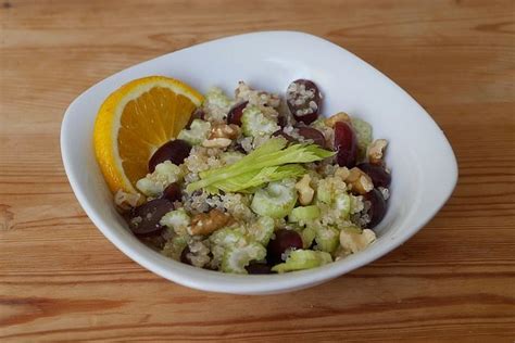 Quinoa Salat Mit Trauben Und Staudensellerie Von Ars Vivendi Chefkoch