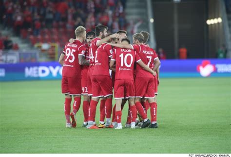 Widzewiak Pl Sk Ad Widzewa Na Mecz Ze Zniczem