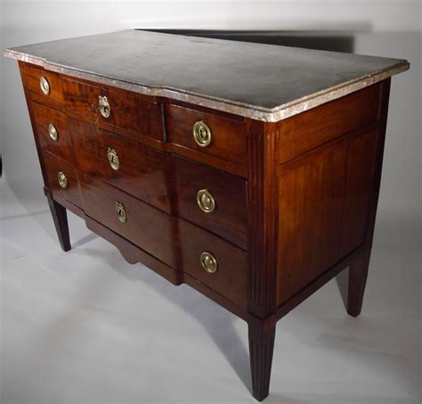 Large Chest Of Drawers Of A Port In Solid Mahogany Louis Xvi Period