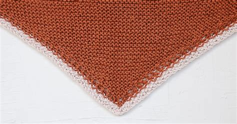 How To Knit A Triangular Scarf Free Knitting Pattern