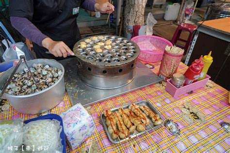 雲林 古坑綠色隧道 假日市集超好買 各種美食 小吃 新鮮蔬果 還有大草坪 沙坑可以放電小孩 猴子【東】遊記