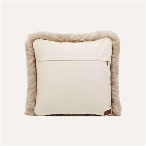 Sheepskin Pillow 18 Ugg®