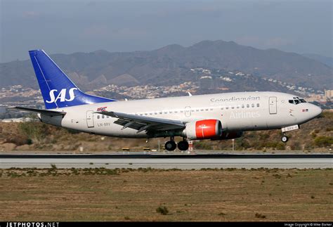 LN BRV Boeing 737 505 Scandinavian Airlines SAS Mike Barker