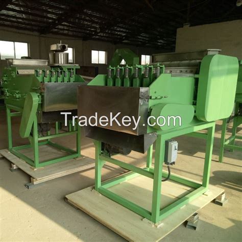 Cashew Nut Shell Breaking Machine Automatic Cashew Shelling Machine By