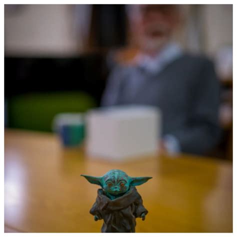 Baby Yoda En El Castillo Vagabundo Studio Ghibli Anuncia