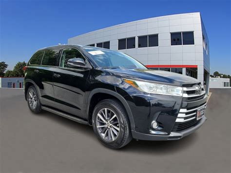 Certified Pre Owned Toyota Highlander Xle Sport Utility In East